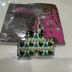 Disneyland Hidden mystery wave B castle pin Mickey mouse green hidden Mickey